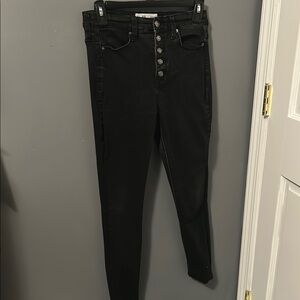 Women's Black High-Waisted Jeans